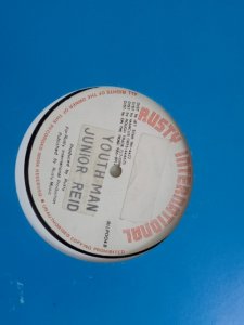 YOUTH MAN - Junior Reid