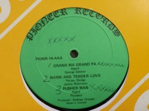 GRAND MA GRAND PA / PUSHER MAN - Pioneers