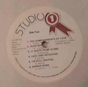 THE WAILING WAILERS (Red rossette label)