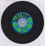 KEEP WALKING - Slim Smith