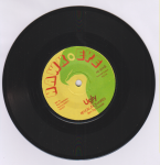 PRETTY LOOKS - J.Ayres