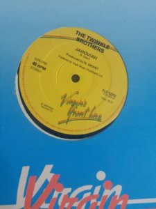 JAHOVIAH - The Twinkle Brothers