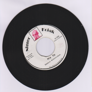 MIX UP - Delton Schreechie