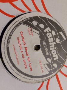 CARLTON'S MOOD FOR LOVE - Carlton And The Shoes