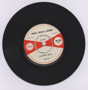 I SHALL WEAR A CROWN - Richards Bros.