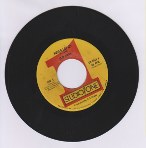 NEVER LET GO - Slim Smith