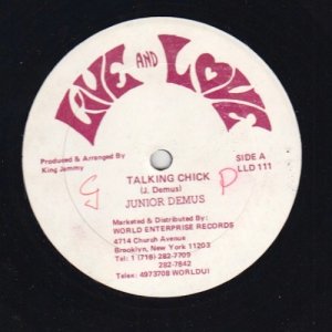 TALKING CHICK - Junior Demus